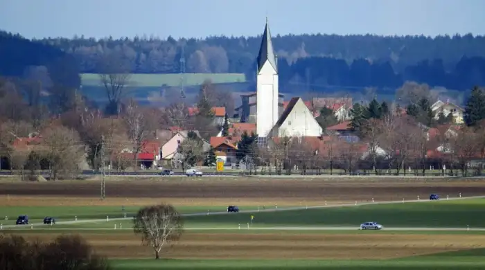 Jengen, Ausschnitt